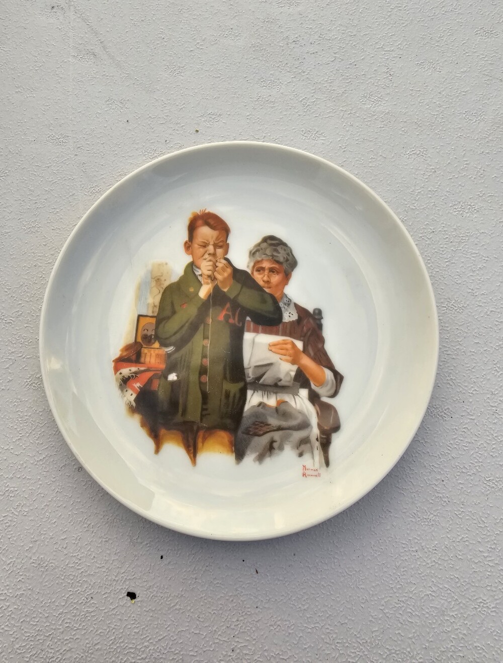 Vintage Norman Rockwell Decorative Plate Grandma Threading Needle Japan 6.5"